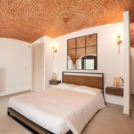 Porto Di Clanezzo Bed & Breakfast ภายนอก รูปภาพ