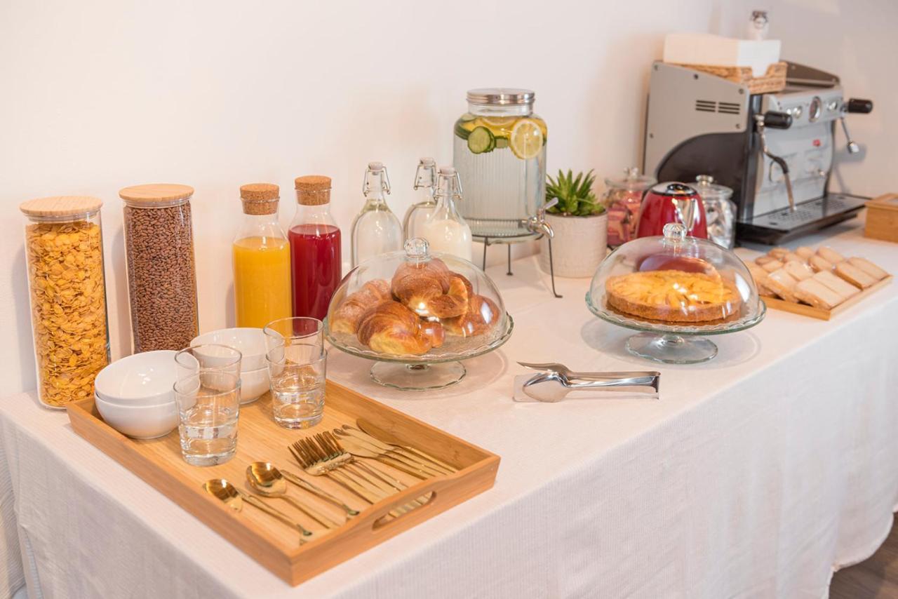 Porto Di Clanezzo Bed & Breakfast ภายนอก รูปภาพ