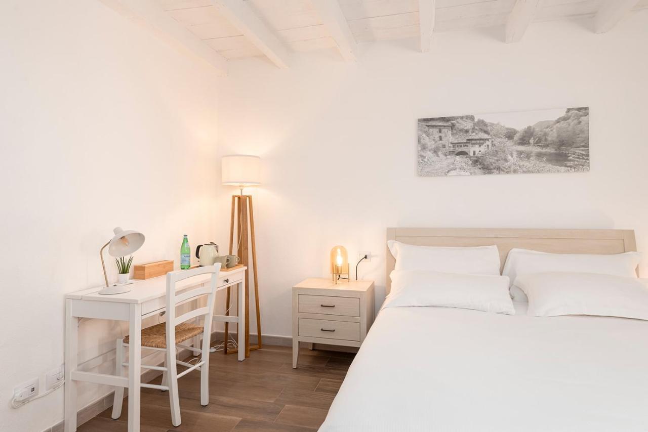Porto Di Clanezzo Bed & Breakfast ภายนอก รูปภาพ