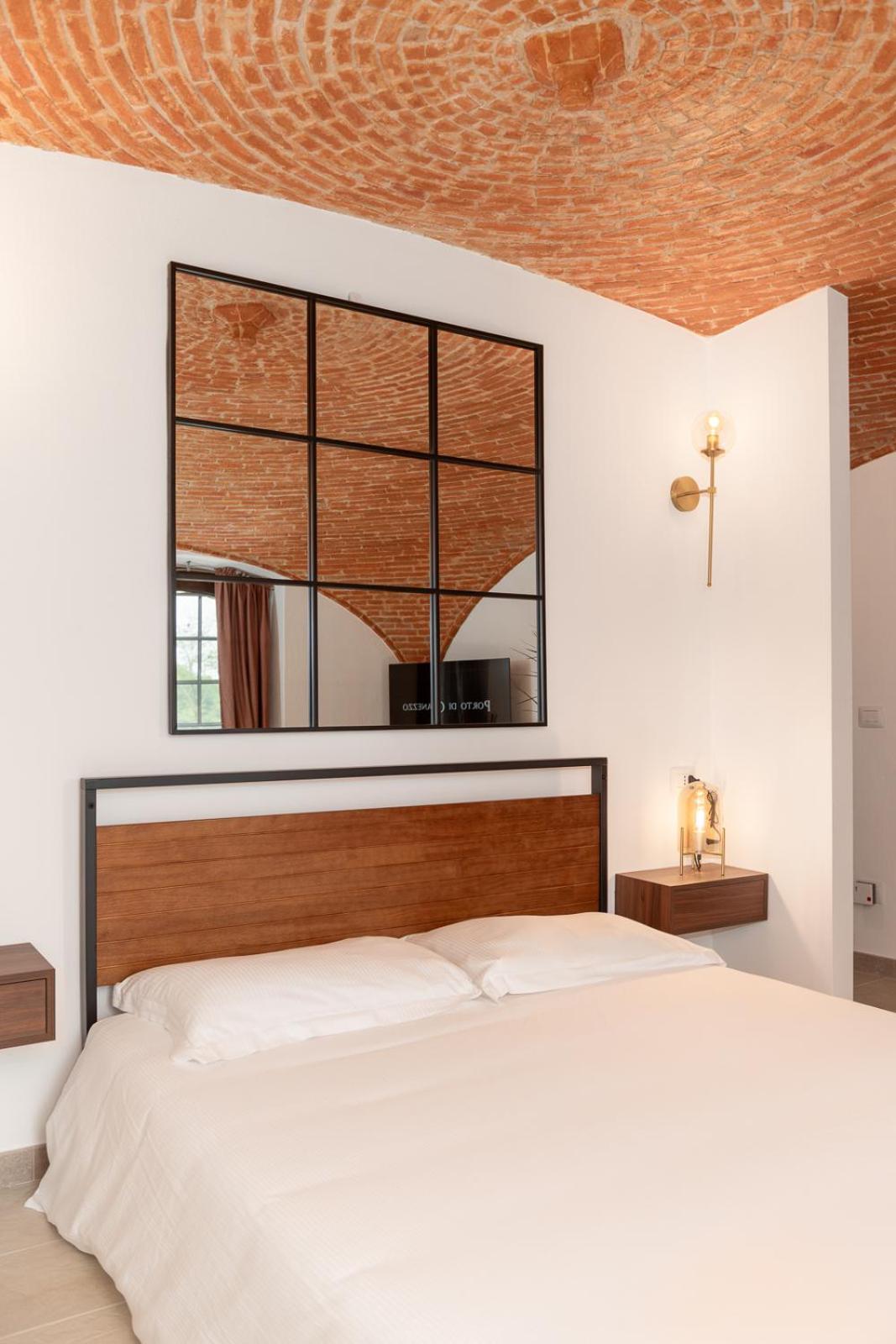 Porto Di Clanezzo Bed & Breakfast ภายนอก รูปภาพ